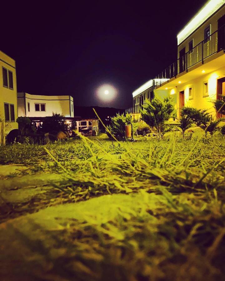 Sukha Inn Hotel & Beach Bozcaada Eksteriør bilde